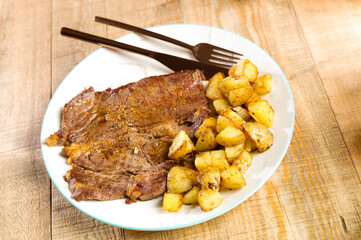 grilled steak with potatoes