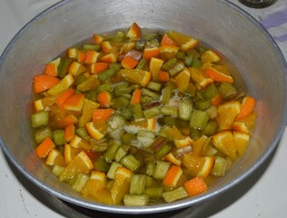 rhubarb jam with orange