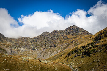 Fototapeta premium beeindruckende Serpentinenfahrt auf der Transfagarasan