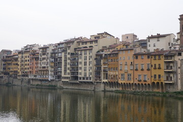 Fototapeta na wymiar Florence Italie Pont Fleuve Panorama