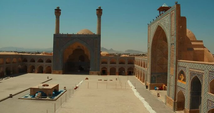 IRAN. Jameh Mosque of Isfahan. View of the central courtyard of the mosque. PAN view C003
