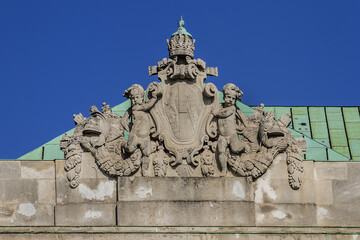 Obraz premium Architectural Detail of Austrian National Library on Heldenplatz in Hofburg. Hofburg was residence of Habsburg dynasty. Vienna, Austria, Europe.