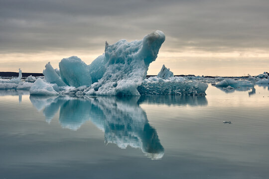 ISL - J&Ouml;KULS&Aacute;RL&Oacute;N
