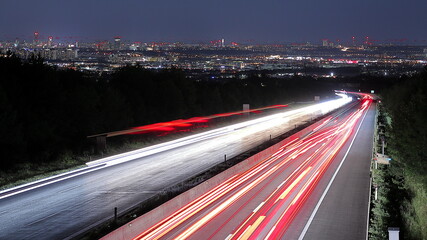 Obraz premium city and freeway at night panorama with long exposure 