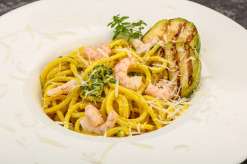 Pasta with prawn and zucchini