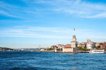 Fototapeta premium Maiden's Tower and the ship in the Bosporus, Istanbul, Turkey