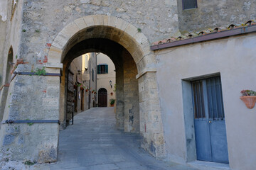 Fototapeta na wymiar historic center of the medieval town of capalbio in the tuscan maremma
