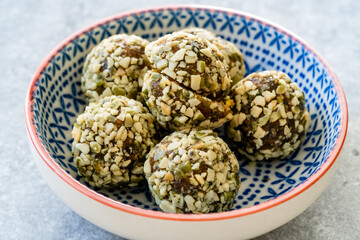 Energy Matcha Balls Gluten Free Vegan with Matcha Powder.