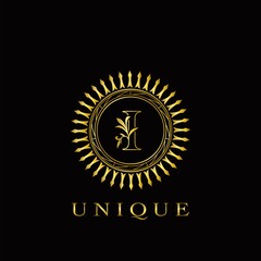 Fototapeta premium Golden Circle Deco I Luxury Floral Letter Logo Design. Monogram unique emblem ornate nature floral leaf with initial letter logo