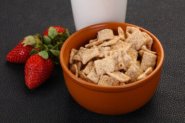 Wheat flakes for breakfast