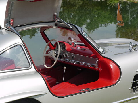 Mercedes Benz 300 SL Gullwing Coupe