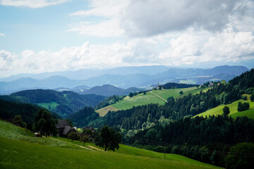 Fototapeta na wymiar Mountainbike-Touren und Wanderungen rund um Wolfsberg, Kärnten, Österreich