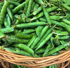 green beans in a basket