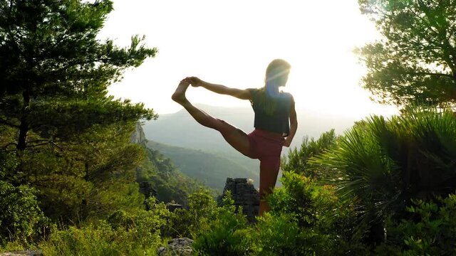 yoga mindfulness pandemic relaxation meditation