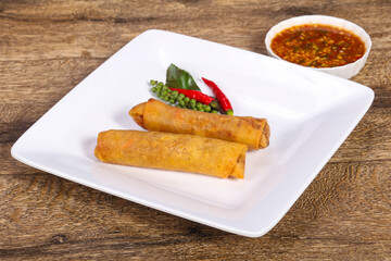 Deep fried spring roll with prawn