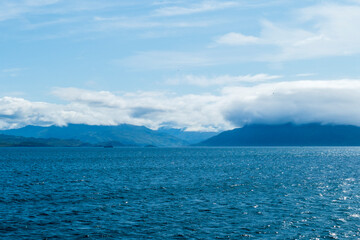 Fototapeta na wymiar Blick von Armadale über das Meer nach Mallaig