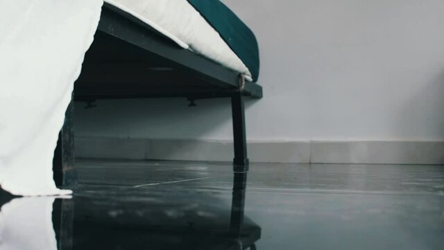 Al levantarse de la cama