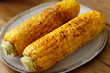 焼きとうもろこし