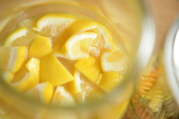 レモネード　黄色　レモン　柑橘　フード　グラス
ガラス