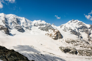Fototapeta premium Bernina, Piz Palü, Diavolezza, Gletscher, Piz Trovat, Piz Bernina, Berninagruppe, Gletscherwanderung, Alpen, Pontresina, Graubünden, Sommer, Klimawandel, Schweiz
