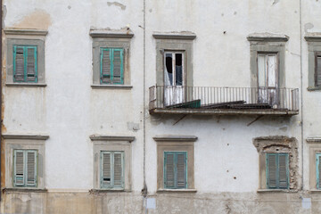 Obraz premium Houses in Livorno on the Ligurian Sea on the western coast of Tuscany, Italy