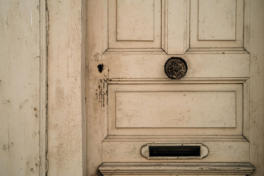porte d'entr&eacute;e et boite &agrave; lettres