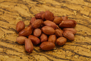 Raw peanut heap - for roast