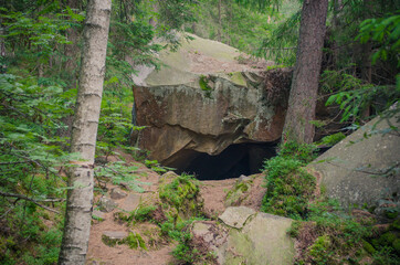 cave in the rock