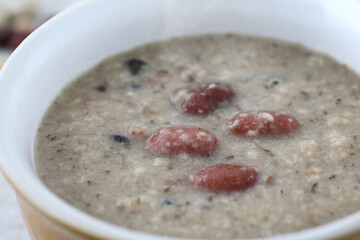 雑穀米類の具がたくさんのチャウダー