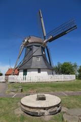 Obraz premium Werdumer Mühle, Ostfriesland