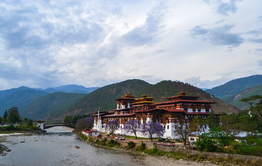 Fototapeta na wymiar Fortress in Bhutan