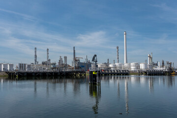 Fototapeta premium Oil And Gas Industry. Industrial. Ship carrying gas