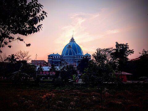 Mayapur iskon  temple
