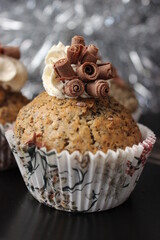 Mufffins with cream and chocolate