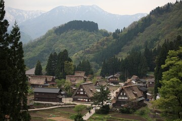 山, 風景, アルプス山脈, 山, 自然, むら, 空, 家, 森, サマータイム, 緑, 全景, 景色, タウンズ, 木, 旅行, 草, 木, 青, ルーラル, アルパイン, 雲, 建築