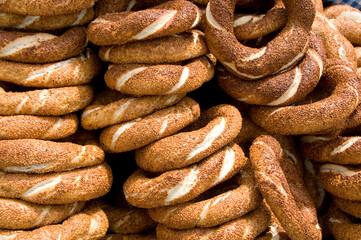 Roscos de pan un kiosco de Estambul