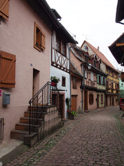One of the most beautiful villages in France, Eguisheim is a beautiful and lovely cityscape, and you have come to the world of fairy tales.