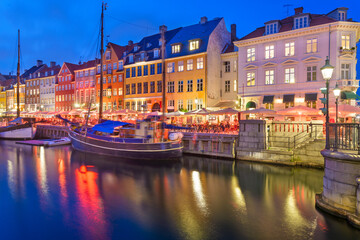 Fototapeta na wymiar Copenhagen, Denmark on the Nyhavn Canal.