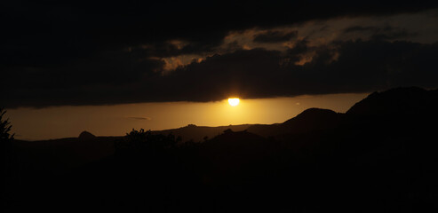 tramonto in montagna