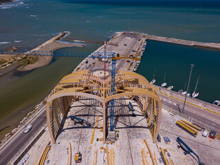 vista aerea porto di pesaro con il cantiere rossini
