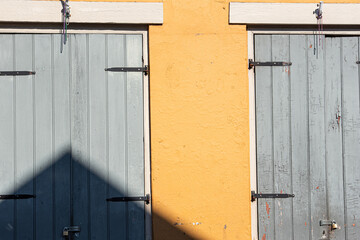 New Orleans facades and colors