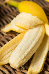 Raw Yellow Organic Bananas