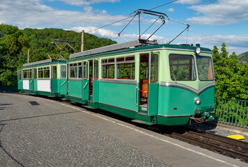 Fototapeta na wymiar Drachenbergbahn, historische Zahnradbahn bei Königswinter (Rhein)