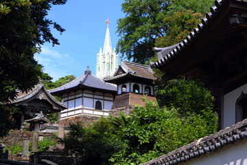 平戸新八景　寺院と教会の見える風景 © japal