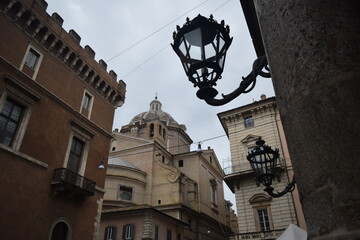 Fototapeta na wymiar Old Roman Architecture in Rome, Italy