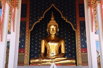 Obraz premium Golden Buddha statue in Thailand