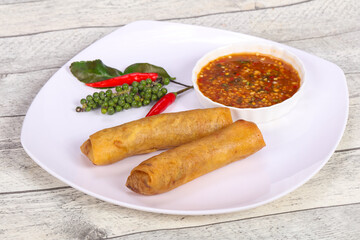 Deep fried spring roll with prawn