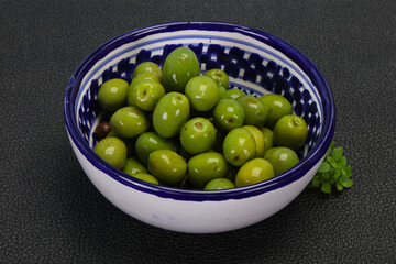 Green Campo Real olives in the bowl