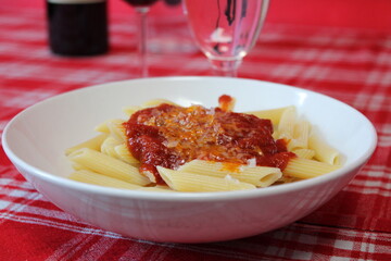 pasta with tomato sauce