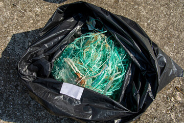plastic rope litter